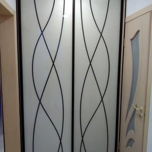 Шкаф встроенный